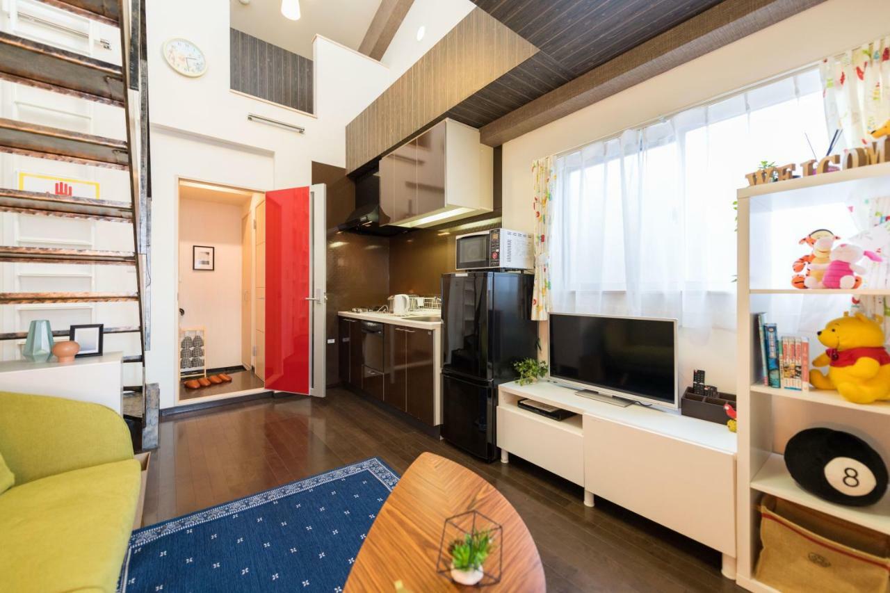 Yeah Room Zeus The Garden Осака Экстерьер фото